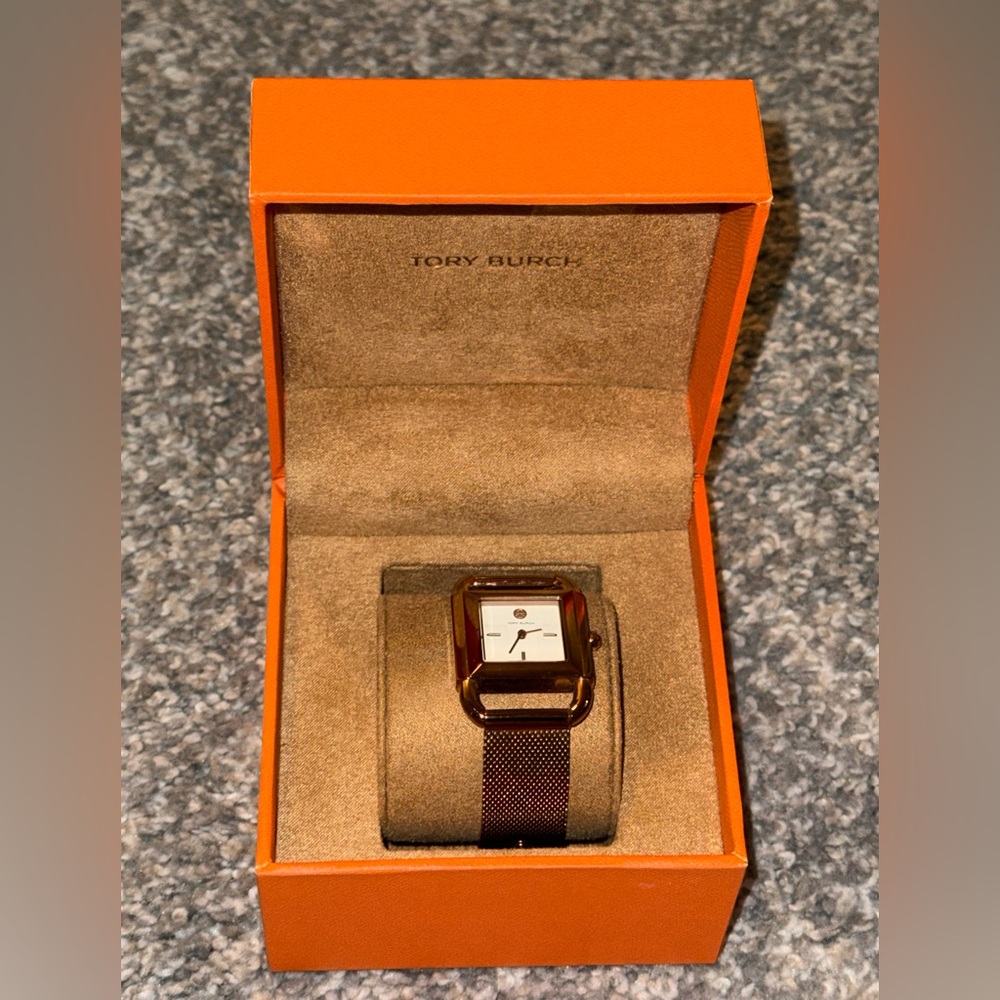 Tory Burch The Phipps Rose Gold Tone Watch - Picture 6 of 12